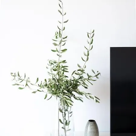 شقة Cozy Iskra By Belmont Realty زادار
