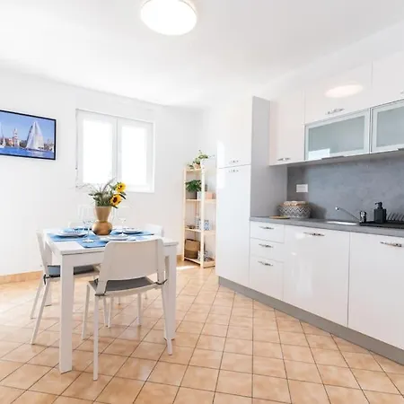 Cozy Iskra By Belmont Realty Appartement Zadar