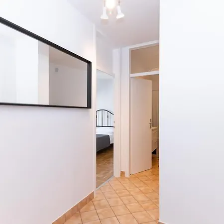 Apartment Cozy Iskra By Belmont Realty